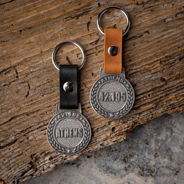 LEATHER KEYRING "MARATHON" 42.195km
