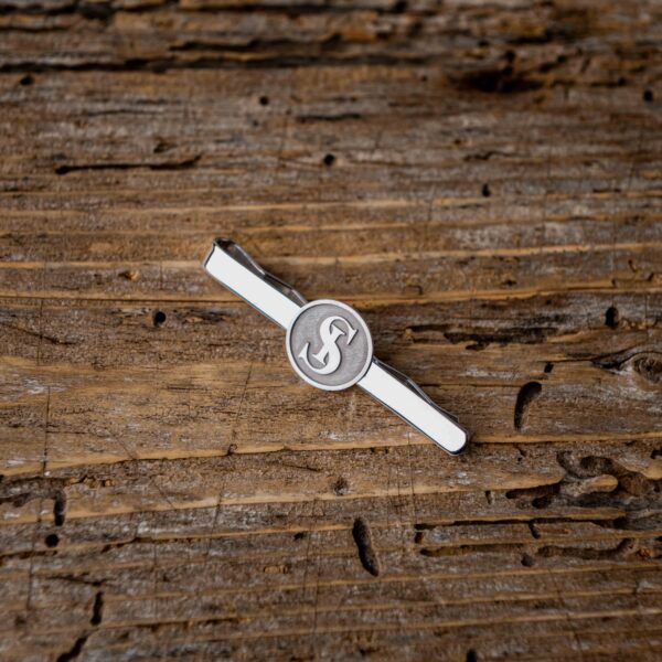 Ασημένια Γραβατοπιάστρα με Μονογράμματα